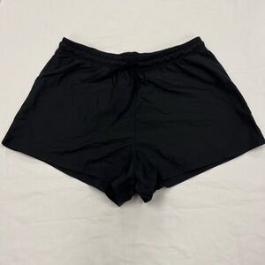 NWT women’s Adidas Black Athletic Shorts size medium elastic waist drawstring